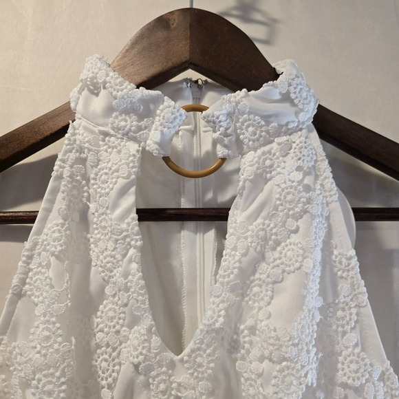 Ebonie N Ivory White Lace Halter‎ Neck Mini Dress Size 8 - Picture 2 of 9